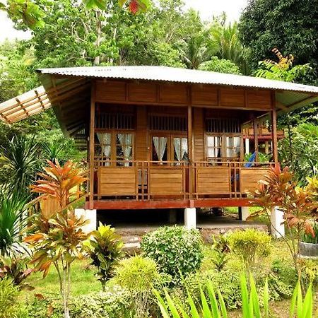 Two Fish Resort Lembeh بيتونغْ المظهر الخارجي الصورة