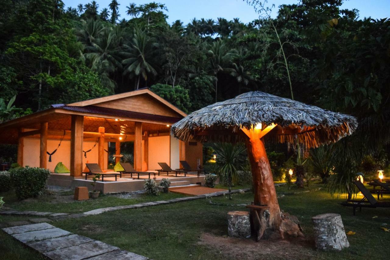Two Fish Resort Lembeh بيتونغْ المظهر الخارجي الصورة